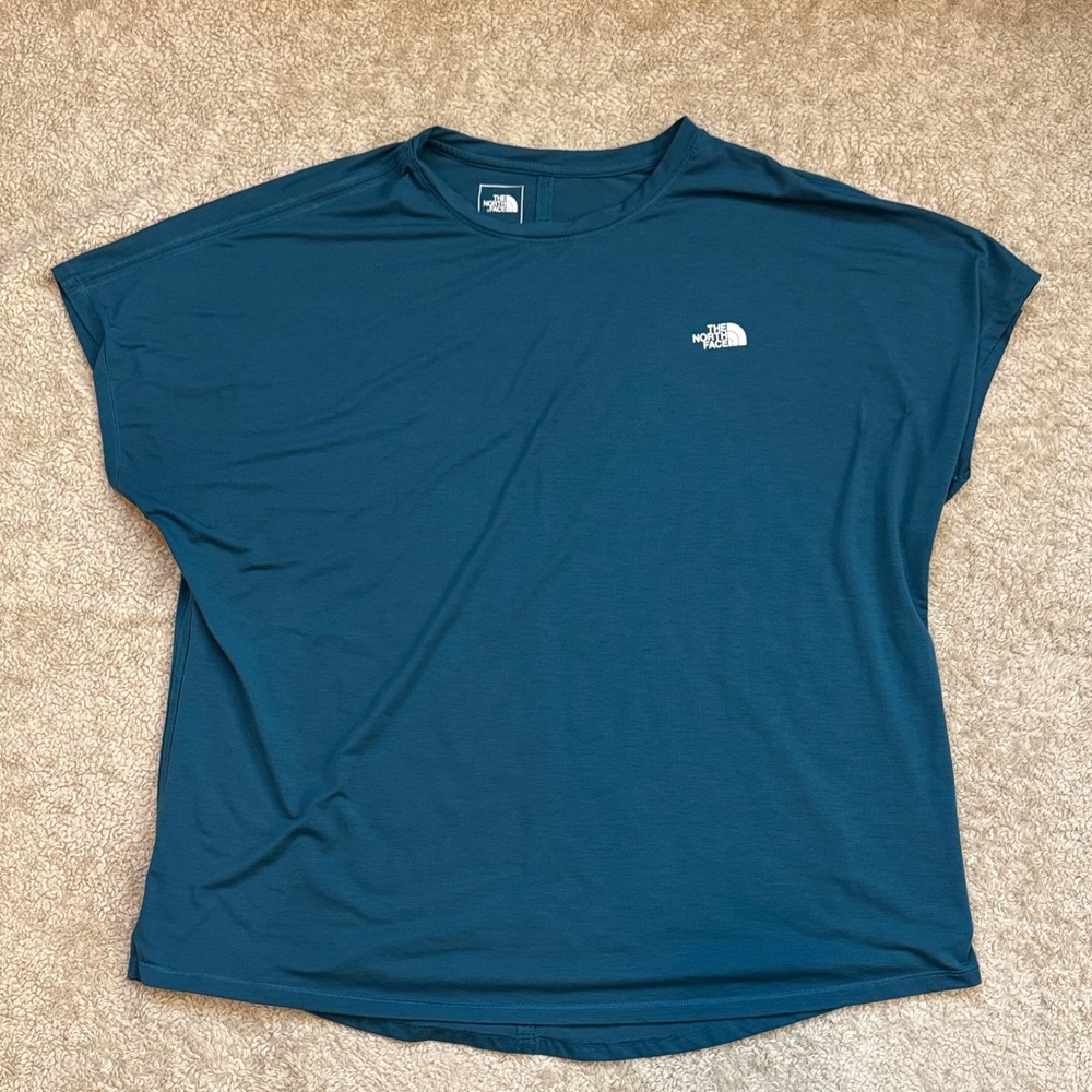 The North Face Women's Teal Short Sleeve Tee